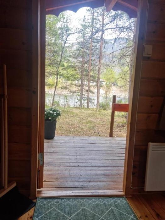 Torfoss Gard, Hytte Utleie, Campingvogn Og Bobil Plasser Potka Dış mekan fotoğraf